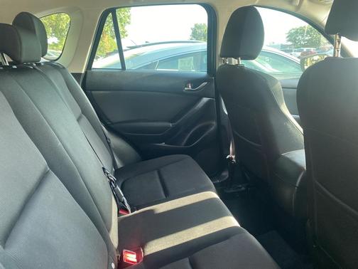 2016 Mazda CX-5 Sport