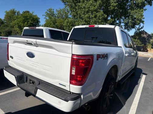 Oxford White 2022 Ford F-150 XLT