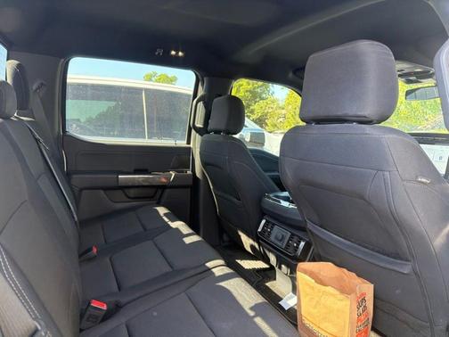 Oxford White 2022 Ford F-150 XLT