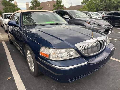 2007 Lincoln Town Car Signature