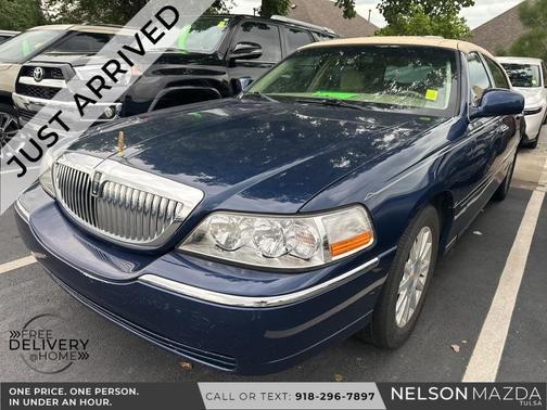 2007 Lincoln Town Car Signature