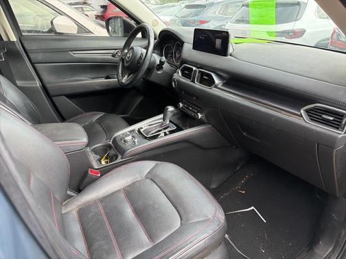 2022 Mazda CX-5 Carbon Edition