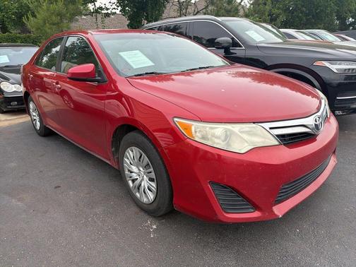 Barcelona Red Metallic 2013 Toyota Camry LE