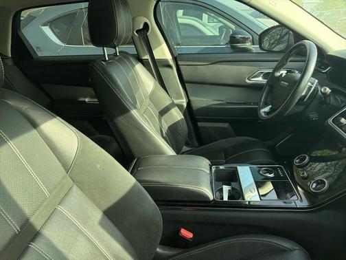 Aruba 2018 Land Rover Range Rover Velar P380 SE R-Dynamic