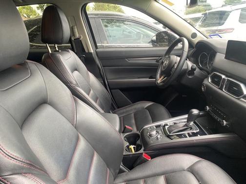 2025 Mazda CX-5 Carbon Edition