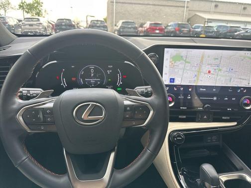 2023 Lexus NX 350h Premium