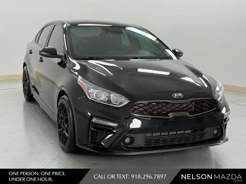 Aurora Black Pearl 2021 Kia Forte GT-Line