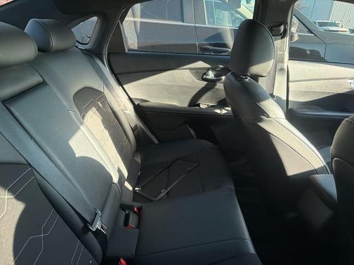 Aurora Black Pearl 2021 Kia Forte GT-Line