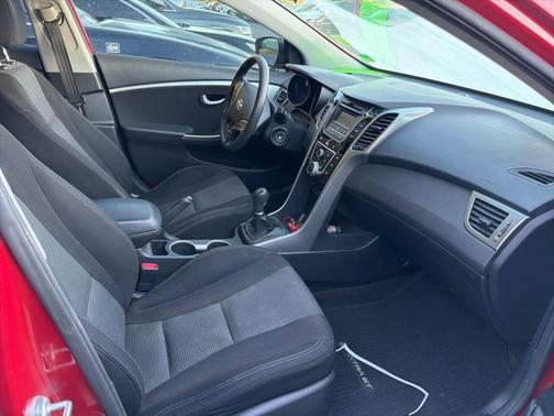 2014 Hyundai Elantra GT Base