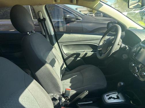 2019 Mitsubishi Mirage ES