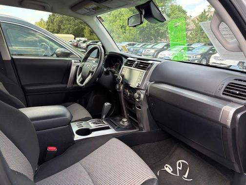 Classic Silver Metallic 2021 Toyota 4Runner SR5