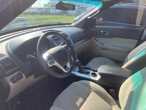 2015 Ford Explorer Base