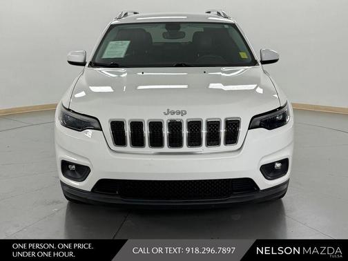 Bright White Clearcoat 2019 Jeep Cherokee Latitude Plus