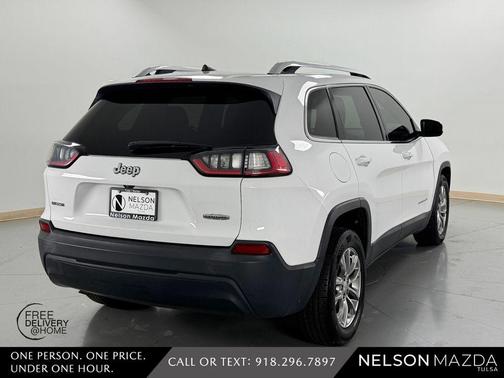 Bright White Clearcoat 2019 Jeep Cherokee Latitude Plus