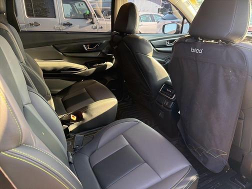 Autumn Green Metallic 2023 Subaru Ascent Onyx Edition Limited