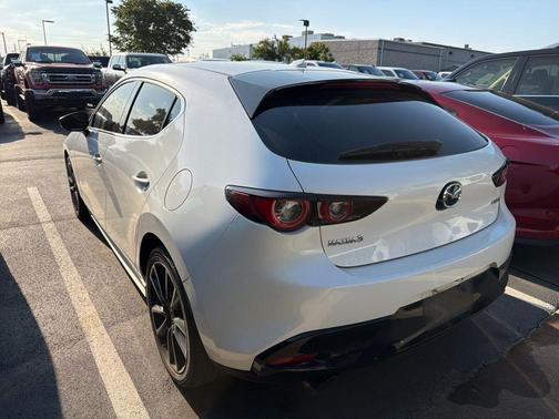 Snowflake White Pearl 2024 Mazda Mazda3 FWD w/Premium Package