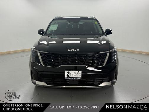 Ebony Black 2024 Kia Sorento S