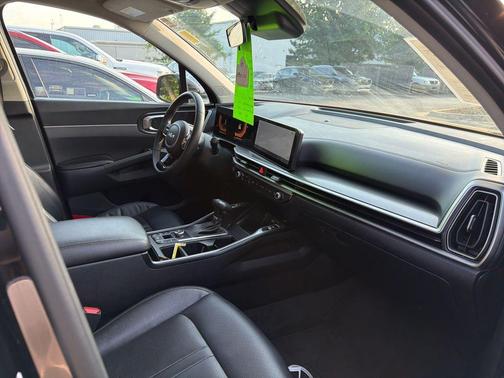 Ebony Black 2024 Kia Sorento S