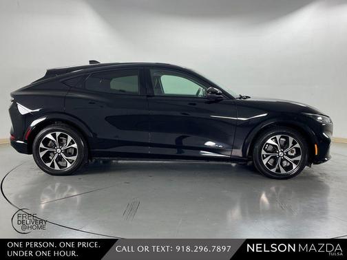 2022 Ford Mustang Mach-E Premium