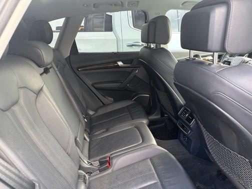 Ibis White 2018 Audi Q5 2.0T Premium Plus