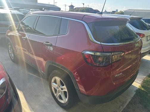 2023 Jeep Compass Sport