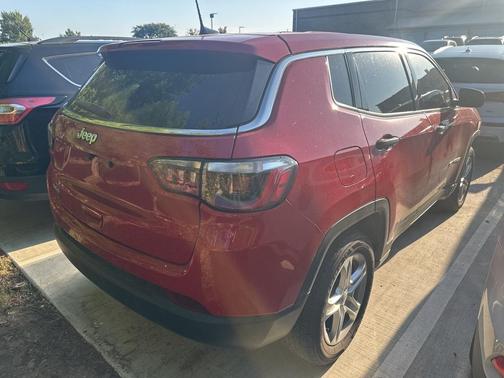 2023 Jeep Compass Sport