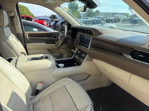 White Frost Tri-Coat 2021 GMC Yukon Denali