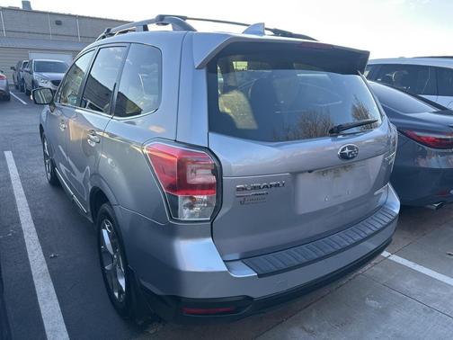 2017 Subaru Forester 2.5i Touring