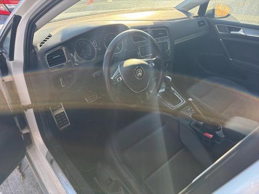 2017 Volkswagen Golf Alltrack TSI S