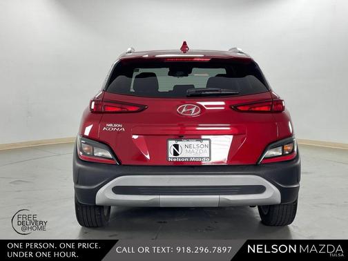 2022 Hyundai KONA SEL