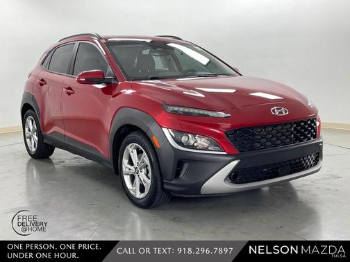 2022 Hyundai KONA SEL
