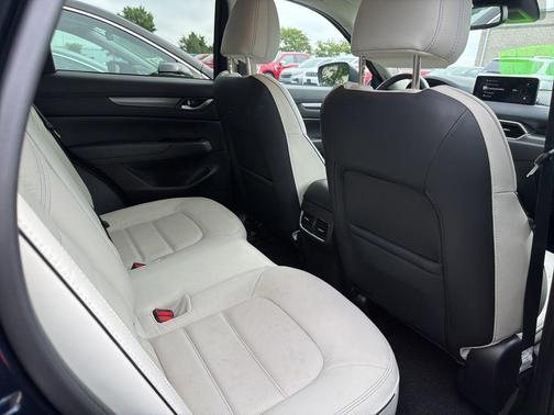Deep Crystal Blue Mica 2024 Mazda CX-5 Preferred