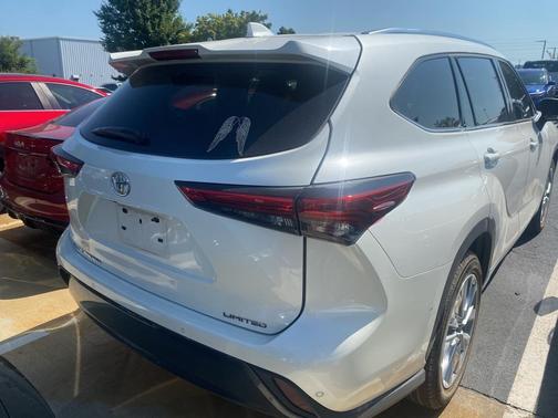2021 Toyota Highlander Limited