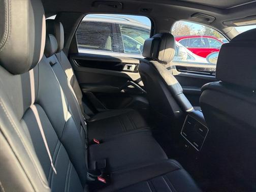2020 Porsche Cayenne S