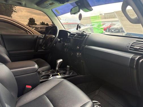 Ice 2023 Toyota 4Runner TRD Off Road Premium