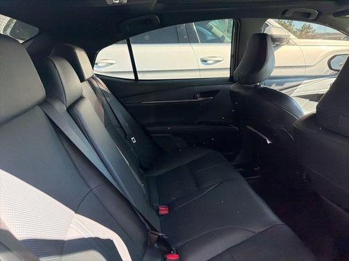 Metal 2025 Toyota Camry XSE