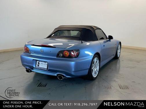 2004 Honda S2000 Base (M6)