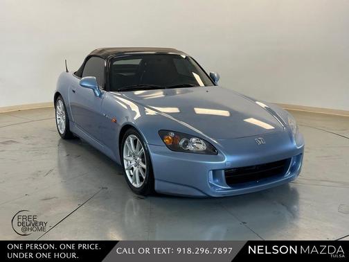 2004 Honda S2000 Base (M6)