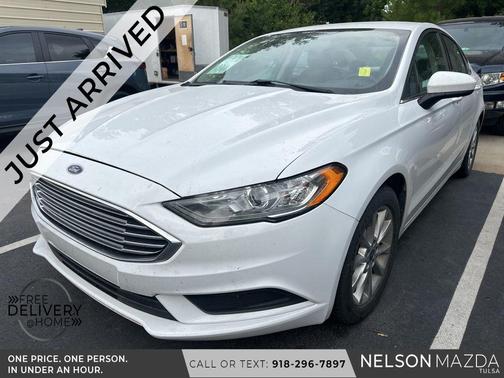 Oxford White 2017 Ford Fusion SE