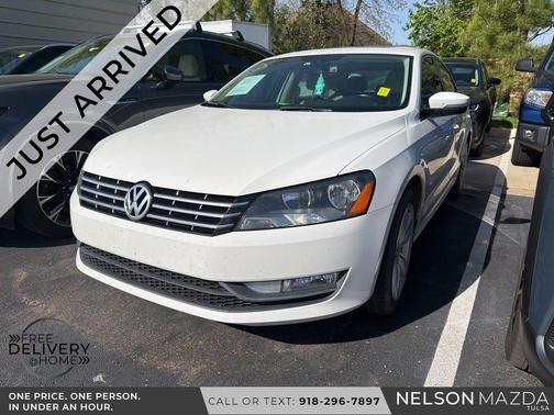 Candy White 2015 Volkswagen Passat 2.0L TDI DSG SEL Premium