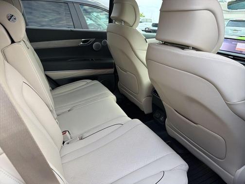 2025 Genesis GV80 2.5T Prestige