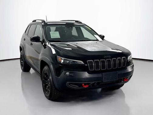 Diamond Black 2022 Jeep Cherokee Trailhawk