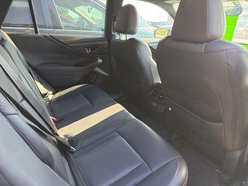 Ice Silver Metallic 2022 Subaru Outback Wilderness