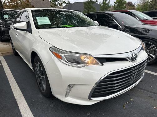 2016 Toyota Avalon XLE