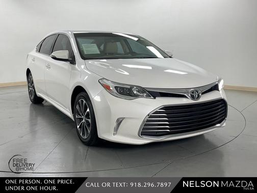 2016 Toyota Avalon XLE
