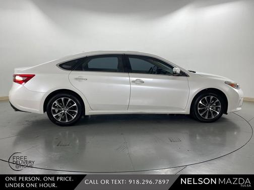 2016 Toyota Avalon XLE