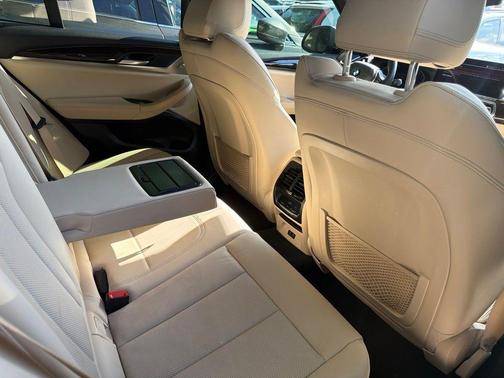 Alpine White 2022 BMW X3 xDrive30i