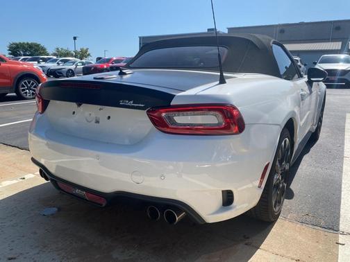 2019 FIAT 124 Spider Abarth