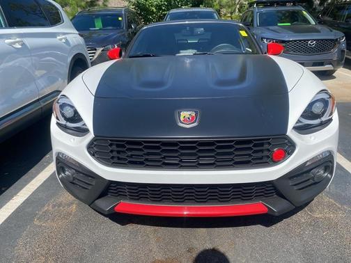 2019 FIAT 124 Spider Abarth