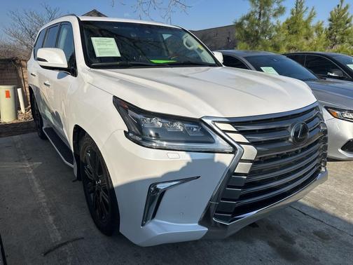 2021 Lexus LX 570 Three-Row